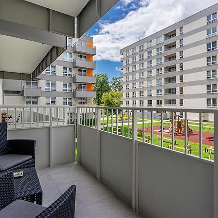 Lotnisko Chopina Modern Apartment Warsaw Exterior photo