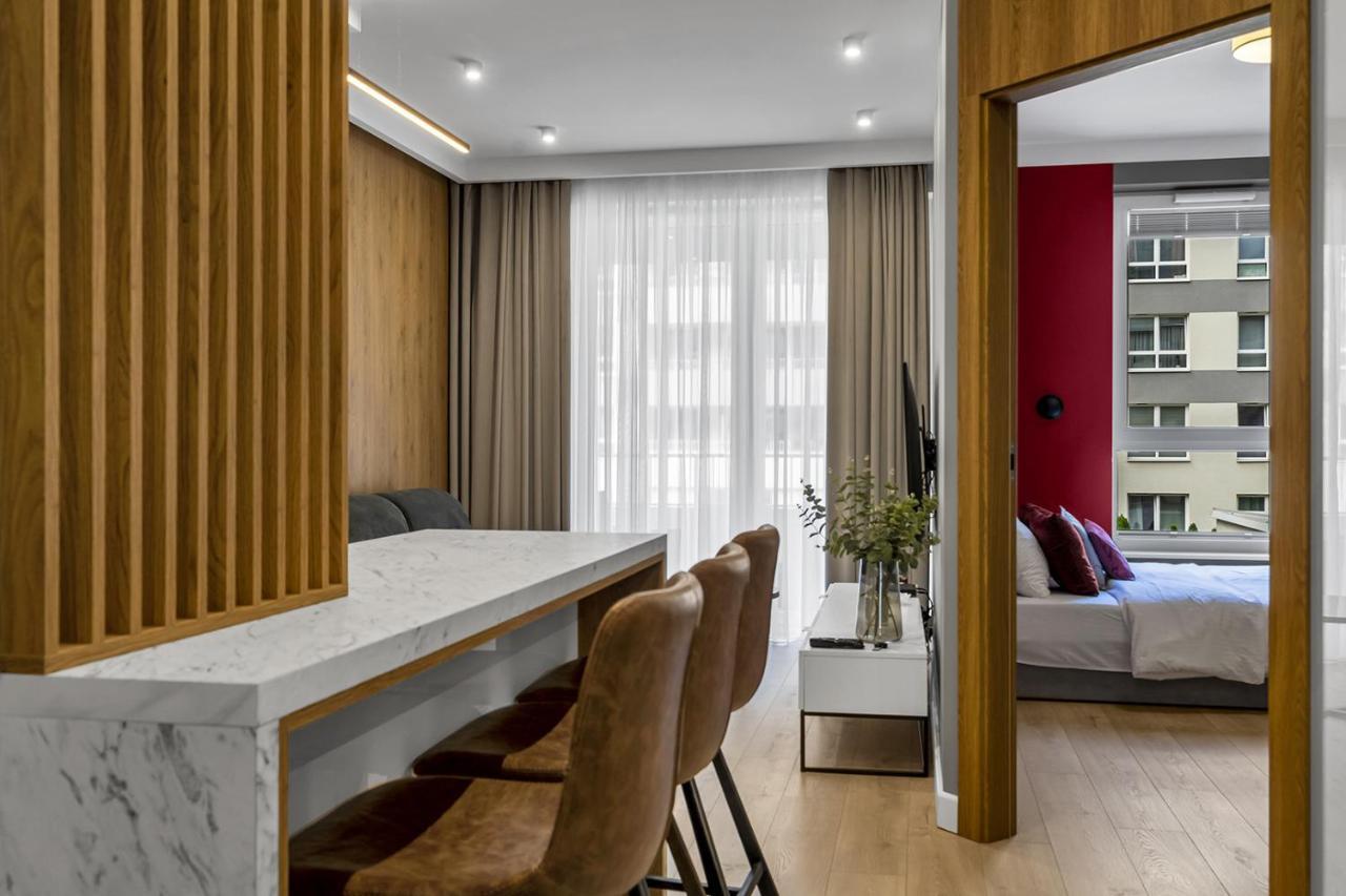 Lotnisko Chopina Modern Apartment Warsaw Exterior photo