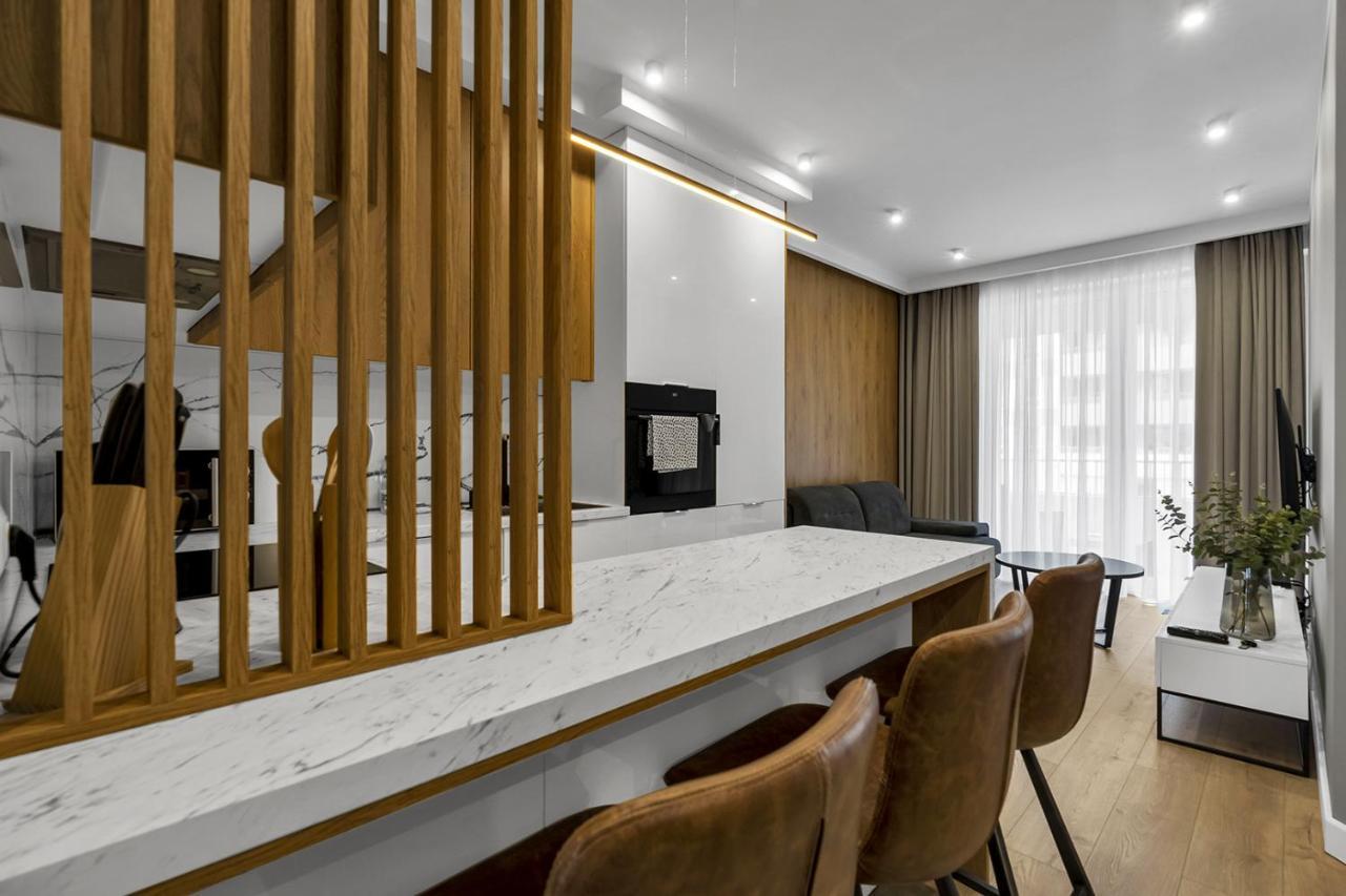 Lotnisko Chopina Modern Apartment Warsaw Exterior photo